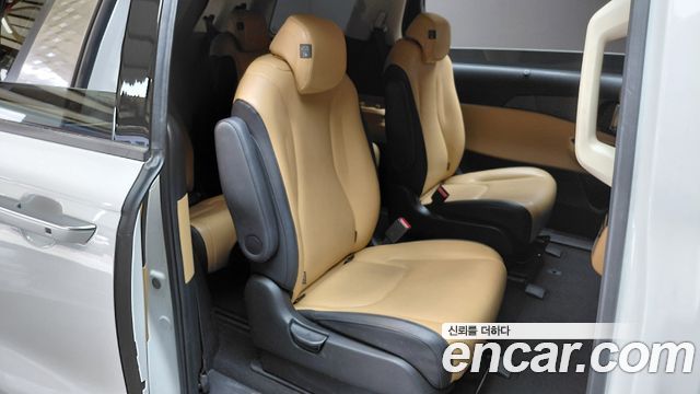 Kia Carnival (IV) Gasoline 9-Seater Noblesse 2023 — фото 11
