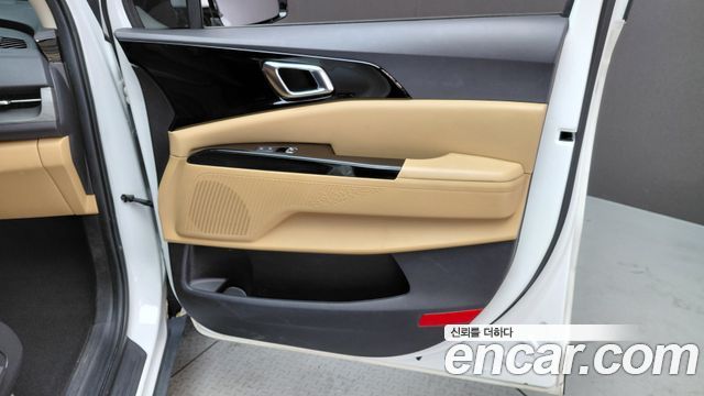 Kia Carnival (IV) Gasoline 9-Seater Noblesse 2023 — фото 24