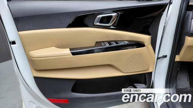 Kia Carnival (IV) Gasoline 9-Seater Noblesse 2023 — фото 25