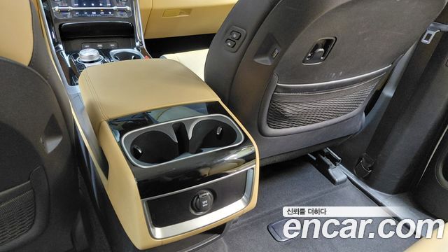 Kia Carnival (IV) Gasoline 9-Seater Noblesse 2023 — фото 28