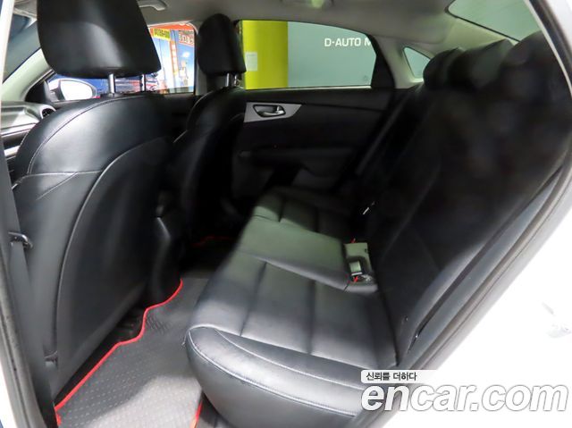Kia K3 Luxury 2020 — фото 10