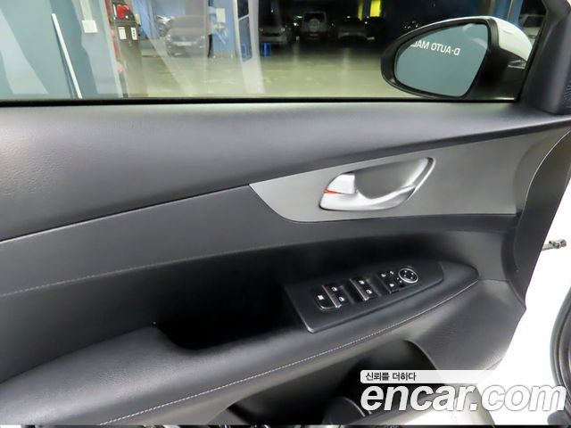 Kia K3 Luxury 2020 — фото 16