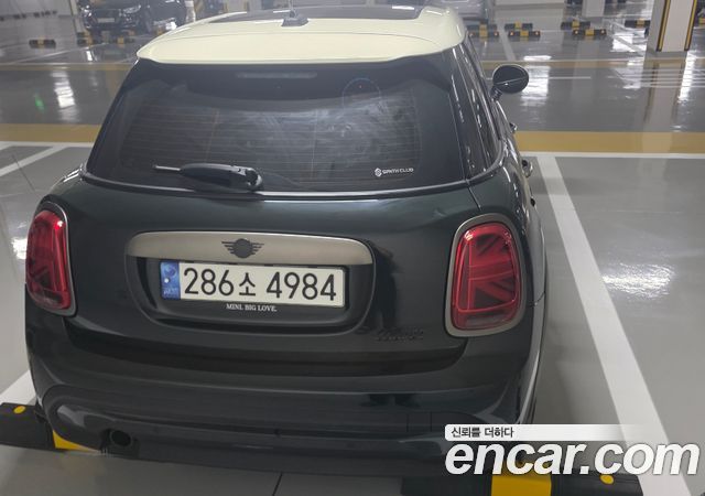 MINI Cooper 3Door Resolute Edition 3rd Gen 2023 — фото 2