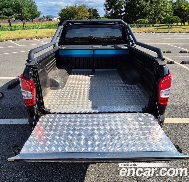 KG Mobility (SsangYong) Rexton Sports Khan Diesel 2.2 4WD Dynamic Edition (5-Link) 2021 — фото 10