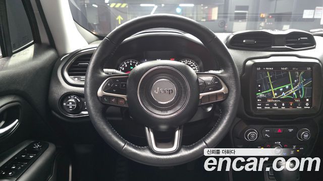 Jeep Renegade 2.4 Limited 2021 — фото 13