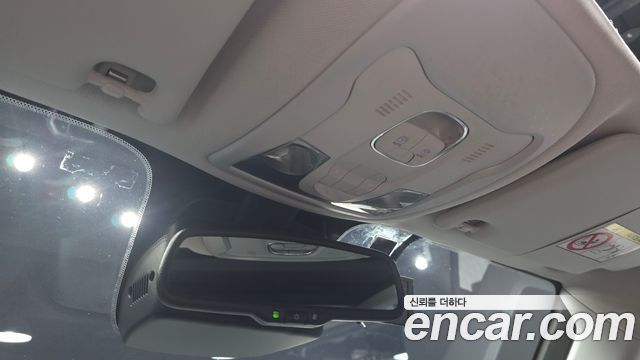 Jeep Renegade 2.4 Limited 2021 — фото 27