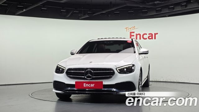 Mercedes-Benz E-Class (W213) E350 4MATIC Avantgarde 2022 — фото 3