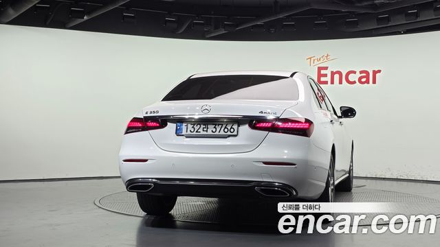 Mercedes-Benz E-Class (W213) E350 4MATIC Avantgarde 2022 — фото 4
