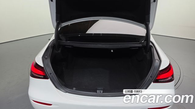 Mercedes-Benz E-Class (W213) E350 4MATIC Avantgarde 2022 — фото 20