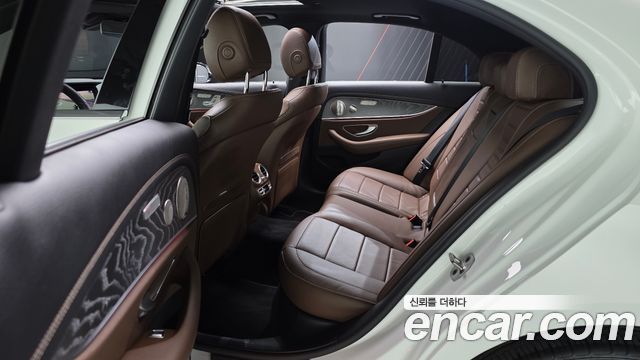 Mercedes-Benz E-Class (W213) E350 4MATIC Avantgarde 2022 — фото 26