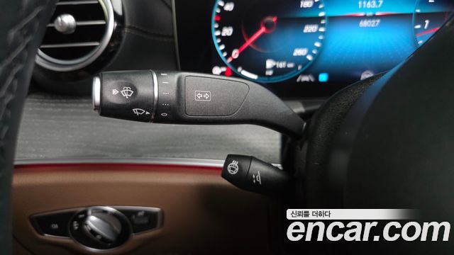 Mercedes-Benz E-Class (W213) E350 4MATIC Avantgarde 2022 — фото 28