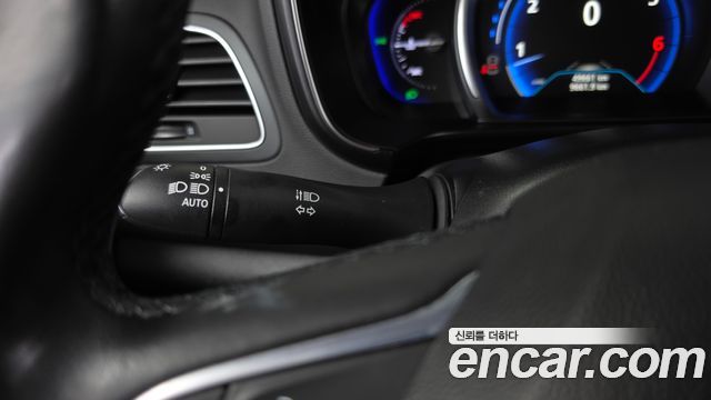 Renault Korea QM6 2.0 GDe RE Signature 2WD 2022 — фото 28