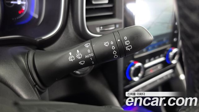 Renault Korea QM6 2.0 GDe RE Signature 2WD 2022 — фото 33
