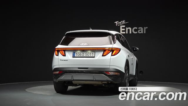 Hyundai Tucson Hybrid (NX4) Inspiration 2WD 2022 — фото 4