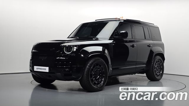 Land Rover Defender (L663) 110 P635 Octa Black 2026 — фото 1