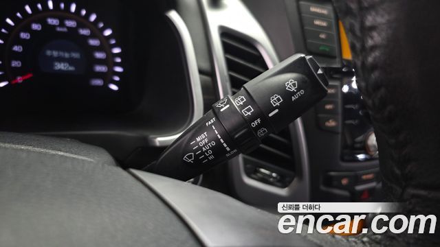 KG Mobility (SsangYong) Korando C 2.0 CVT 4WD Deluxe 2014 — фото 17