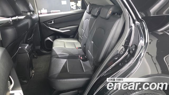 KG Mobility (SsangYong) Korando C 2.0 CVT 4WD Deluxe 2014 — фото 26