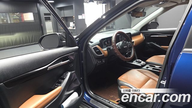 Kia Seltos Gasoline 1.6 Turbo 2WD Signature 2023 — фото 10