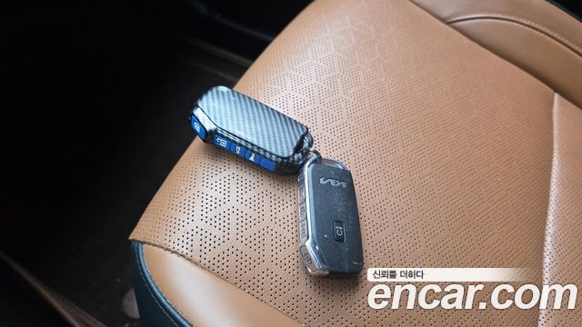 Kia Seltos Gasoline 1.6 Turbo 2WD Signature 2023 — фото 31