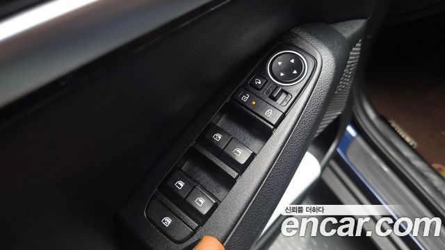 Kia Seltos Gasoline 1.6 Turbo 2WD Signature 2023 — фото 32