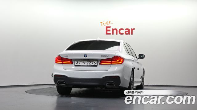 BMW 5 Series (G30) 520d xDrive M Sport Package Plus 2020 — фото 4