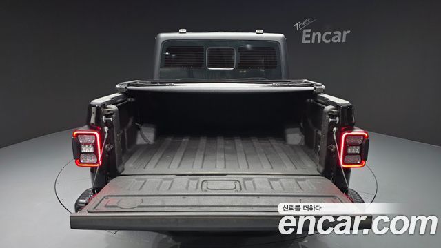 Jeep Gladiator (JT) 3.6 Rubicon 2023 — фото 24