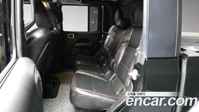Jeep Gladiator (JT) 3.6 Rubicon 2023 — фото 32