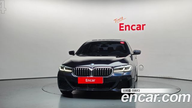 BMW 5 Series (G30) 523d xDrive M Sport 2023 — фото 3