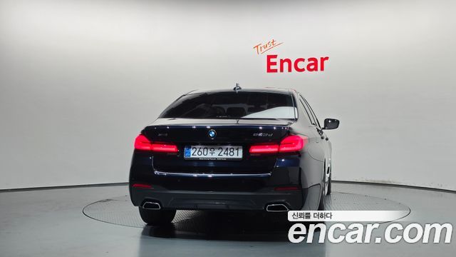 BMW 5 Series (G30) 523d xDrive M Sport 2023 — фото 4