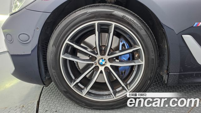 BMW 5 Series (G30) 523d xDrive M Sport 2023 — фото 5