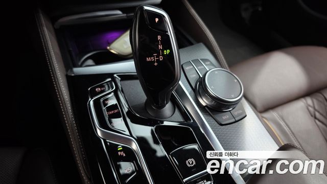 BMW 5 Series (G30) 523d xDrive M Sport 2023 — фото 9