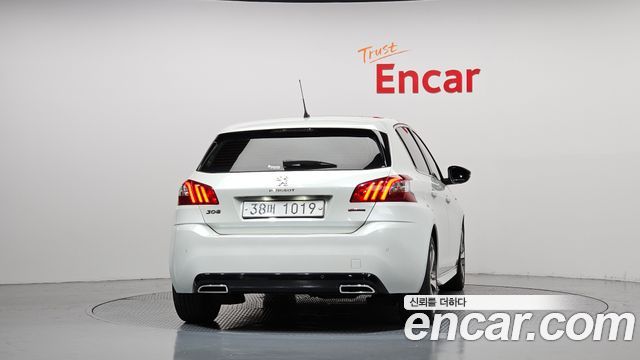 Peugeot 308 (II) 1.6 BlueHDi GT Line 2018 — фото 4