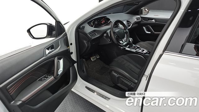 Peugeot 308 (II) 1.6 BlueHDi GT Line 2018 — фото 10