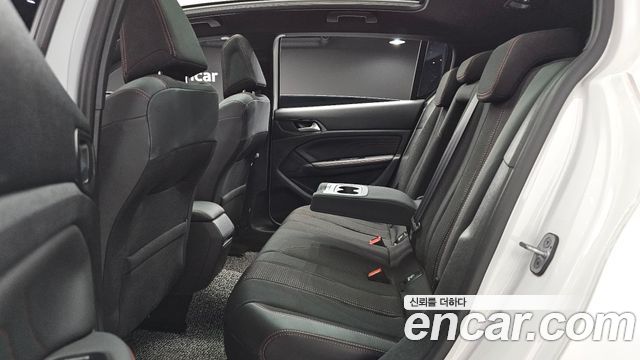 Peugeot 308 (II) 1.6 BlueHDi GT Line 2018 — фото 12