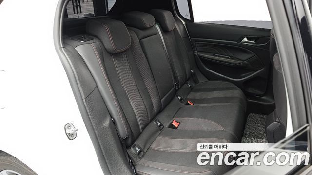 Peugeot 308 (II) 1.6 BlueHDi GT Line 2018 — фото 26