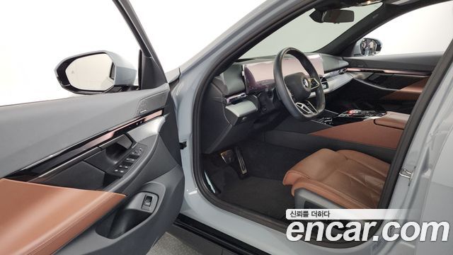 BMW 5 Series (G60) 530i xDrive M Sport 2024 — фото 10
