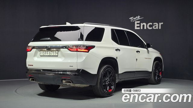 Chevrolet Traverse 3.6 AWD Redline 2020 — фото 2