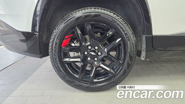 Chevrolet Traverse 3.6 AWD Redline 2020 — фото 5