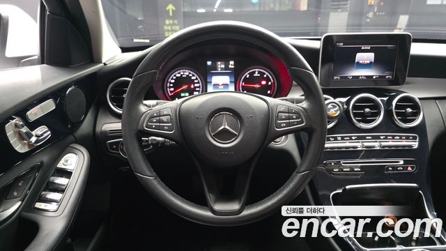 Mercedes-Benz C-Class (W205) C200 d 2018 — фото 13