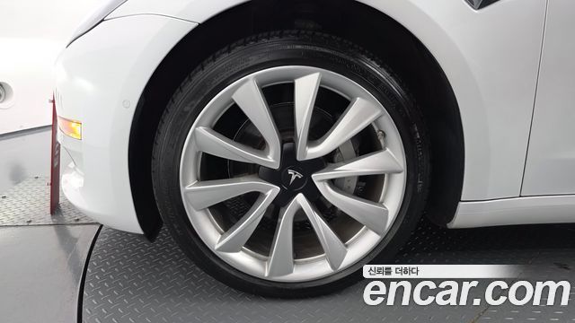 Tesla Model 3 Long Range AWD 2020 — фото 5