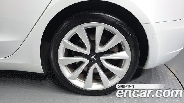 Tesla Model 3 Long Range AWD 2020 — фото 21