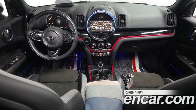 MINI Cooper S Countryman JCW 2nd 2021 — фото 7