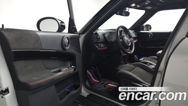 MINI Cooper S Countryman JCW 2nd 2021 — фото 10