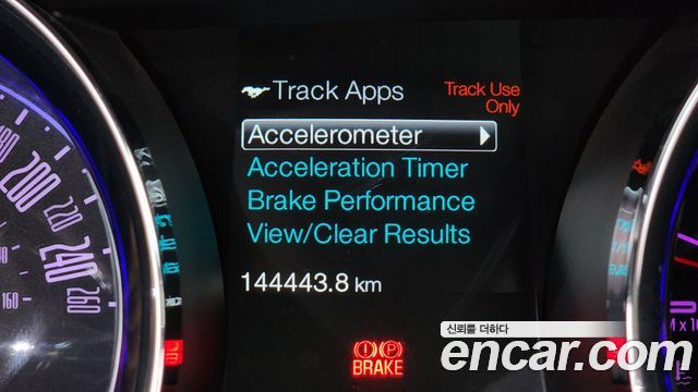 Ford Mustang Coupe 2014 — фото 19