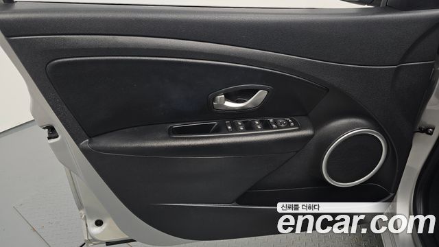 Renault Korea SM3 Neo RE 2015 — фото 30