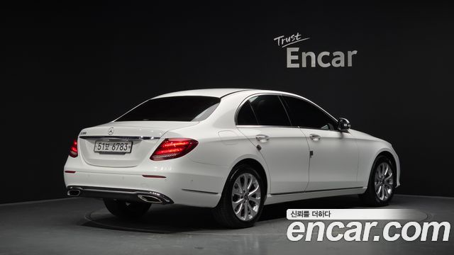 Mercedes-Benz E-Class (W213) E300 Exclusive 2018 — фото 2
