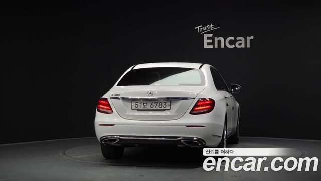 Mercedes-Benz E-Class (W213) E300 Exclusive 2018 — фото 4