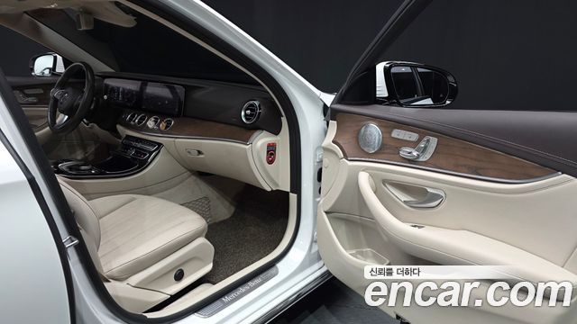 Mercedes-Benz E-Class (W213) E300 Exclusive 2018 — фото 15