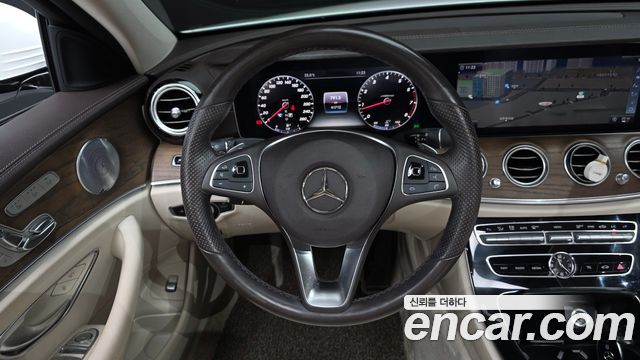 Mercedes-Benz E-Class (W213) E300 Exclusive 2018 — фото 17