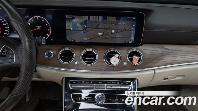 Mercedes-Benz E-Class (W213) E300 Exclusive 2018 — фото 18